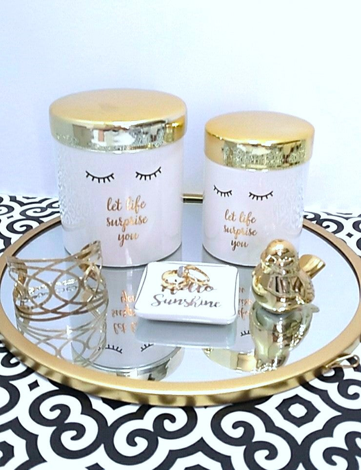 Kit de 2 Porta Joia em Porcelana Detalhes Dourado + 1 Porta Anel Frases