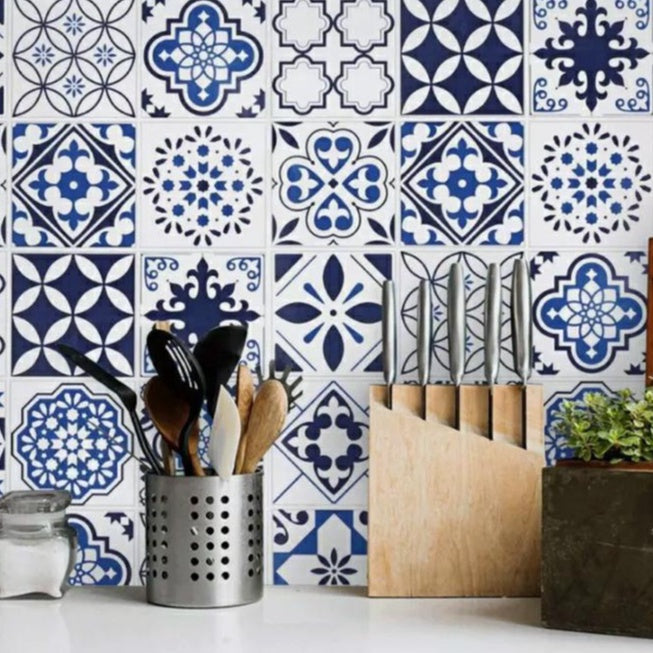 Papel de Parede  Adesivo Azulejo Hidráulico Azul e Br Lavável Cozinha Banheiro