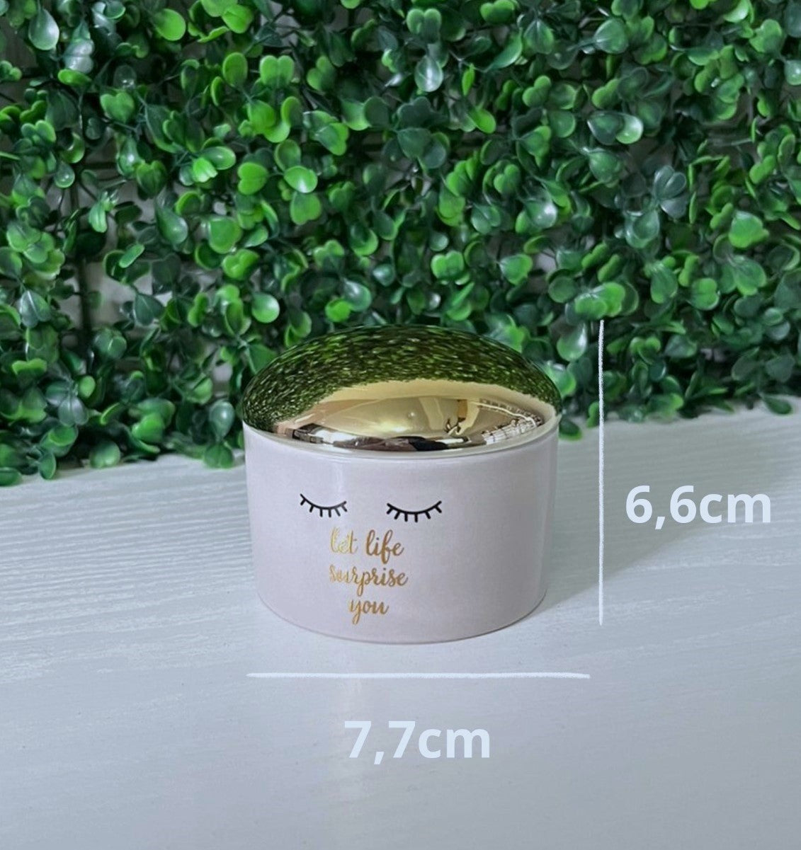 Kit de 2 Porta Joia em Porcelana Detalhes Dourado + 1 Porta Anel Frases